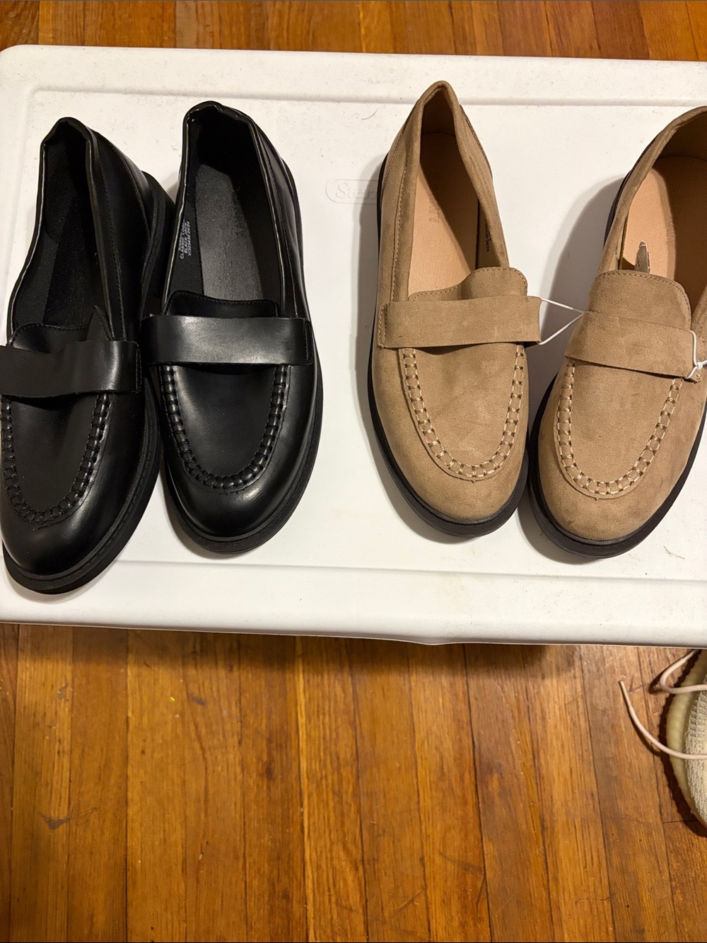 Old Navy Women's Penny Loafers in Black and Tan